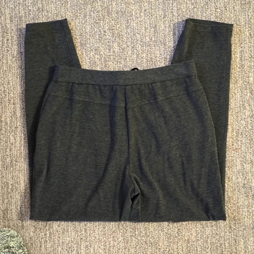 Joseph Ribkoff set - Picture 7 of 9